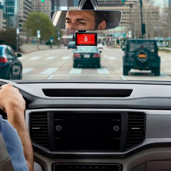 🚗✨ Garmin Dash Cam Live LTE - ¡Siempre Conectada y Protegida! 🚀